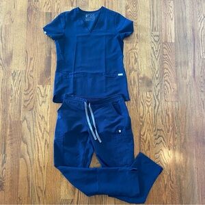 FIGS Navy Scrub Set Straight Leg XS Top S Bottoms
